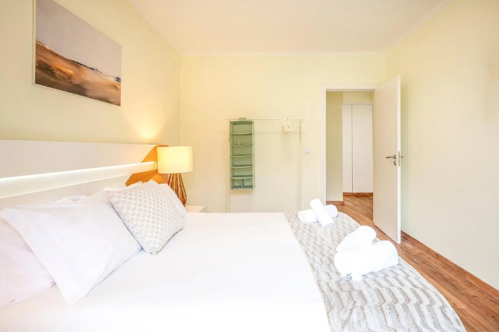 Апартаменты Guestready - Happy Home In Santa Cruz Лиссабон