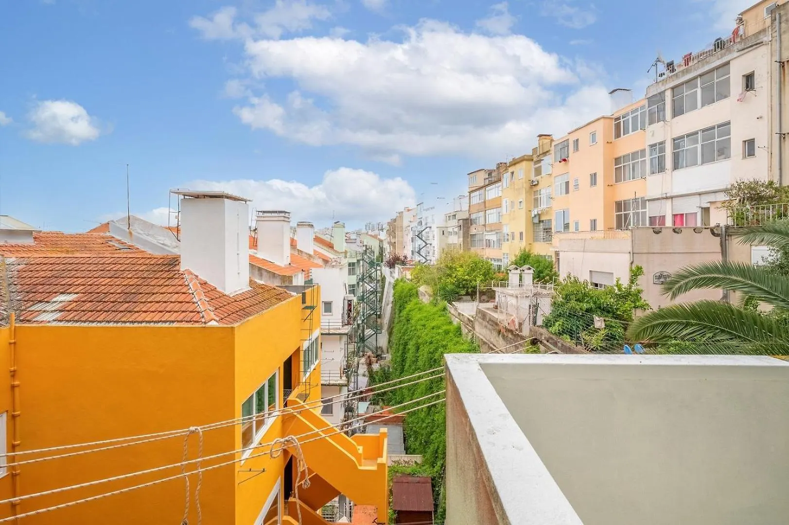Апартаменты Guestready - Happy Home In Santa Cruz Лиссабон